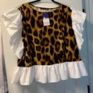 Awesome NWT LIVD Reserved Chic animal print with ruffles sleeve and hem.